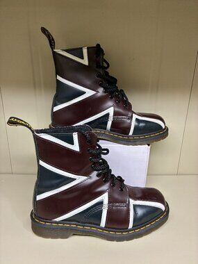 Dr. Martens 1460 Pascal Brit Union Jack 8 Eye Combat Boot Men's 10